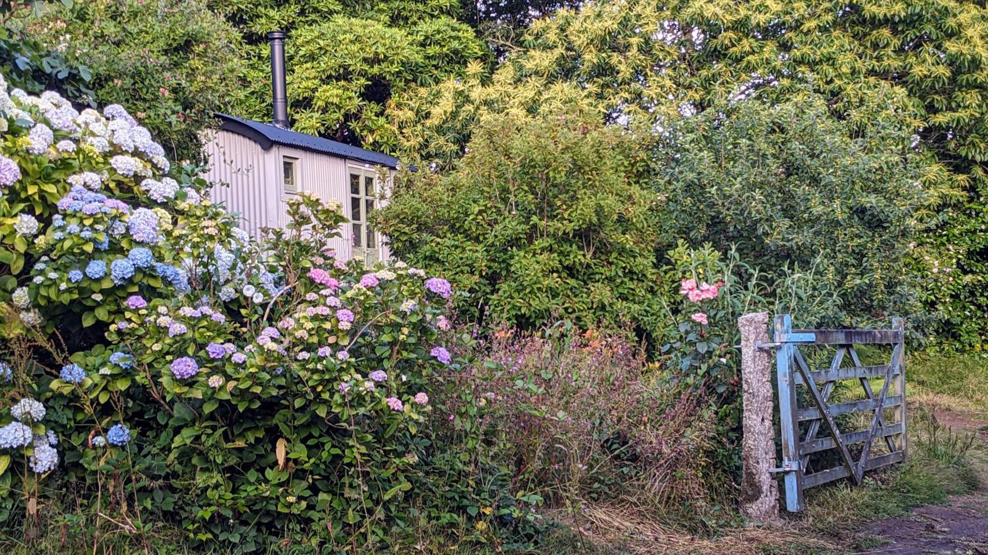 The Applehay Villa คอนสแตนไทน์ ภายนอก รูปภาพ